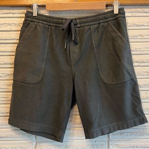 Athleta Farallon Bermuda Short Cypress Green 8